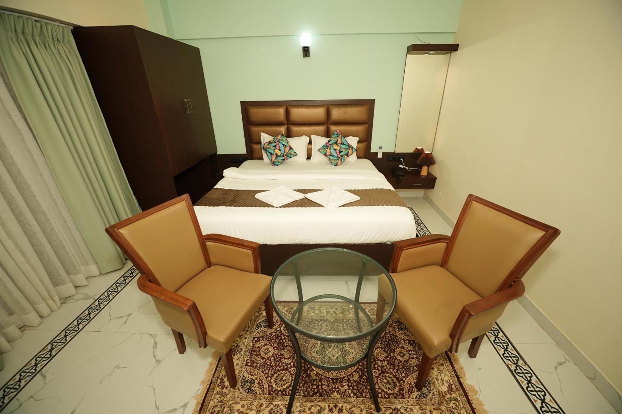 Saikiran Hotel Mapusa Exterior photo